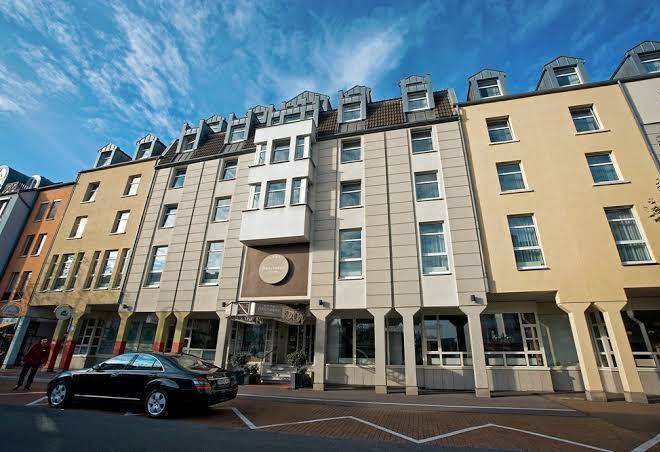 President Hotel Image