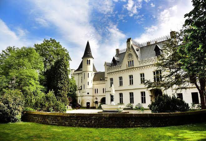Schlosshotel kommende ramersdorf