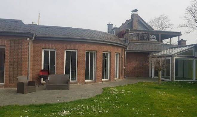 A40 Romantic Hoteliving Image