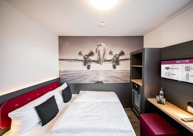 Airport Hotel Durscheidt Image