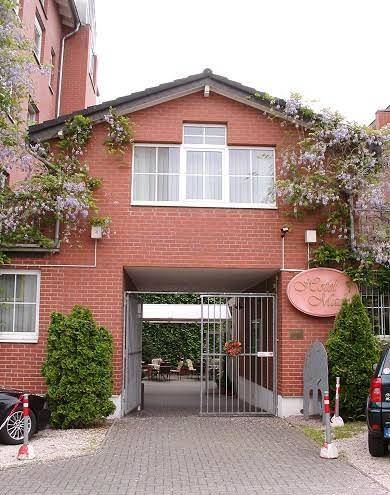 Hotel mado gmbh