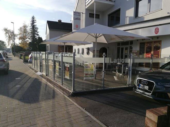 Hotel restaurant latio