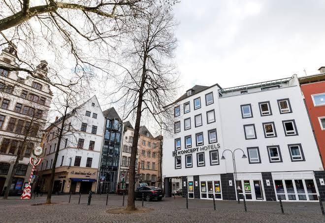 Koncept hotel zum kostbaren blut