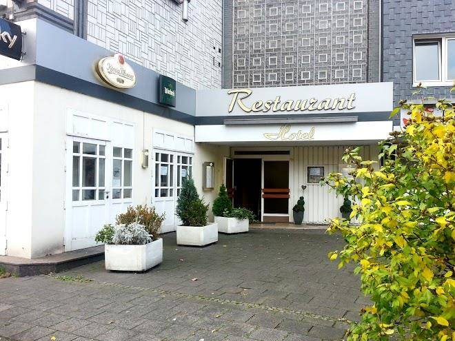 Hotel Haus Garden Image