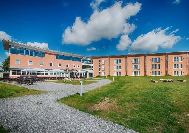 Jufa hotel julich im bruckenkopf park