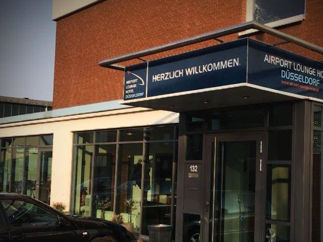 Airport Lounge Hotel Dusseldorf Image