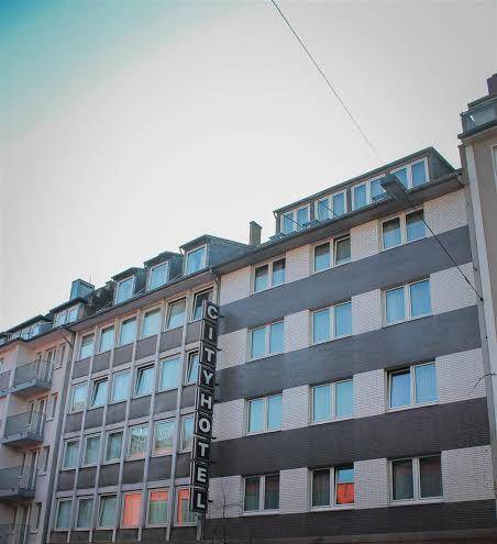 City hotel