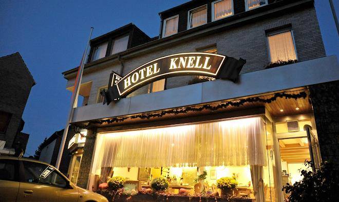 Hotel knell