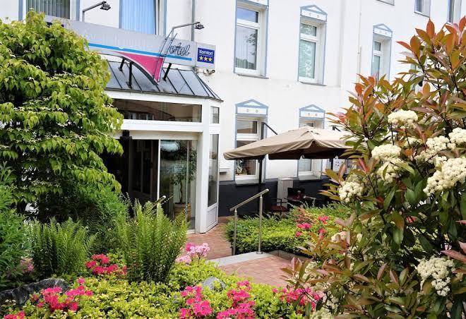 Avantgarde hotel gmbh
