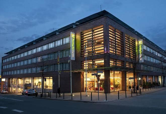 Essen City Suites Image