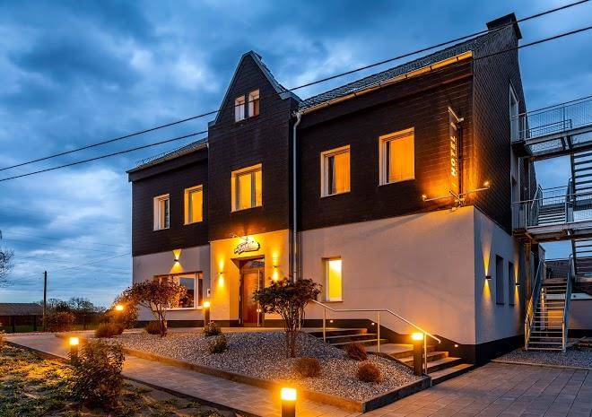 Hotel Zu Freunden Image