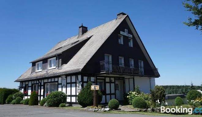 Gastehaus mira