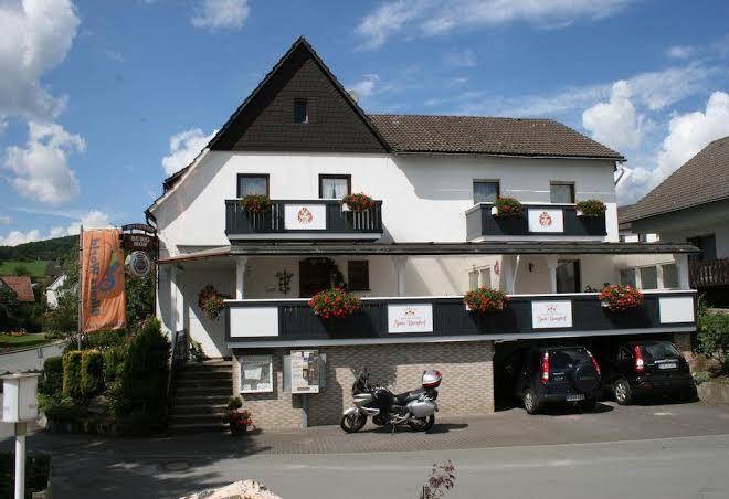 Gaststatte Zum Burghof Image