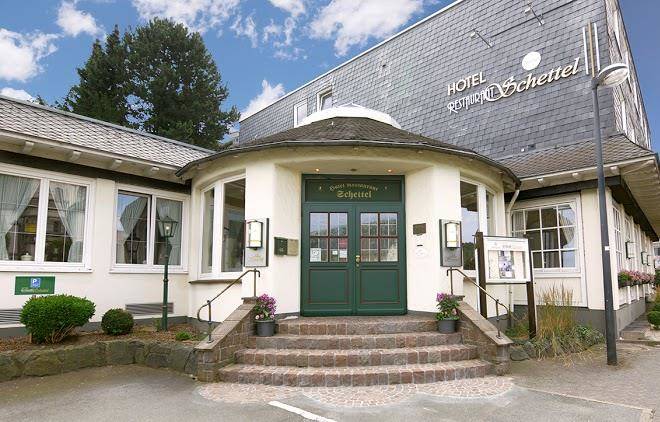 Schettel Hotel Restaurant Image