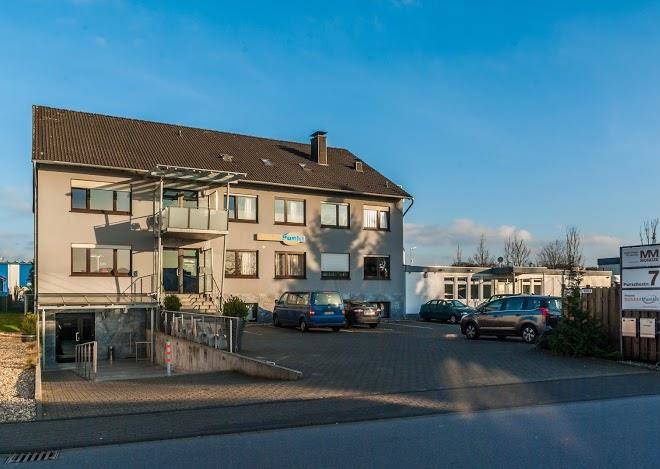 Hotel pension schlafpunkt gmbh leverkusen