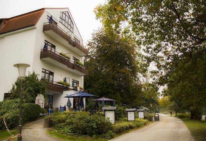 Hotel cafe restaurant haus am see