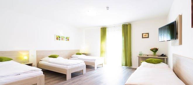 Hotel anna gmbh & co kg