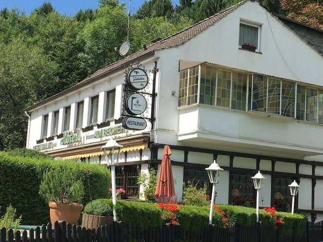 Hotel restaurant becher