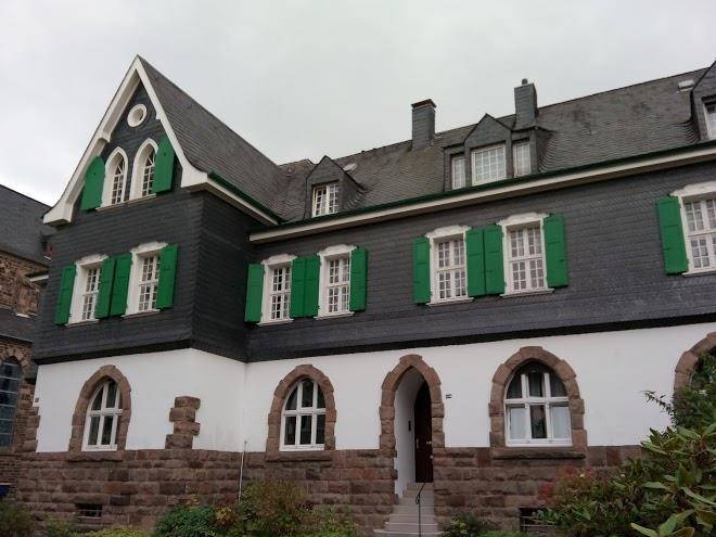 Hotel thum