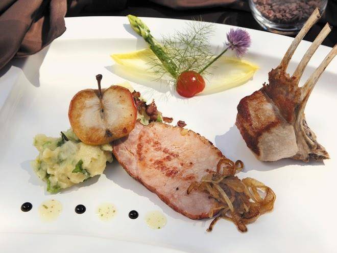 Haus Burgergarten Image