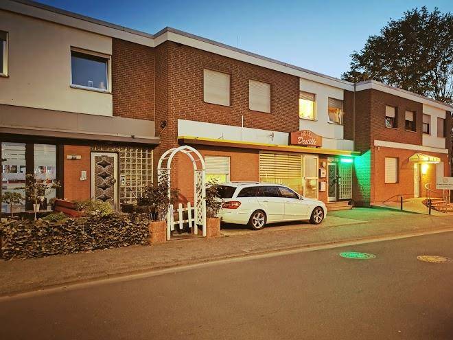 Hotel destille
