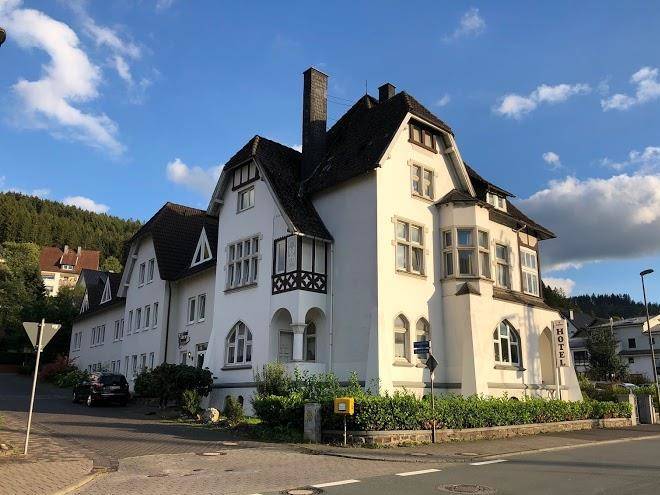 Hotel cordial