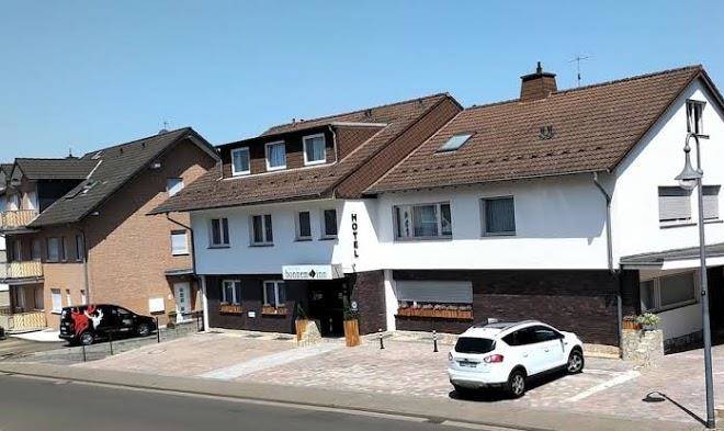 Hotel Bonnem Inn Bornheim Image