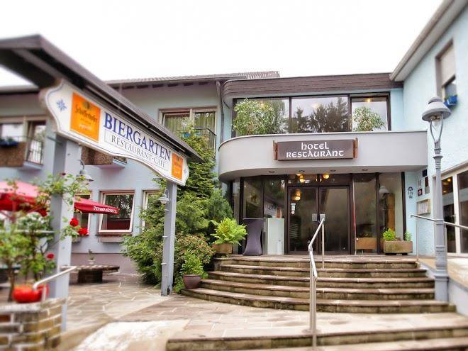 Hotel zur eiche & mythos restaurant overath