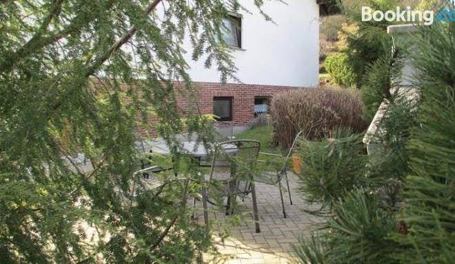 Ferienhaus l i n d