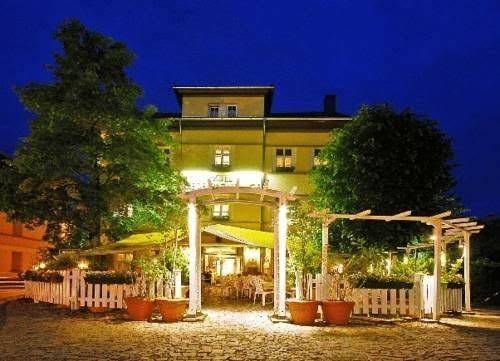 Hotel breidenbacher hof gmbh & co kg