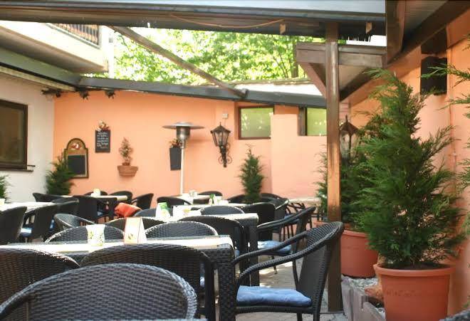 Restaurant + hotel marktschanke