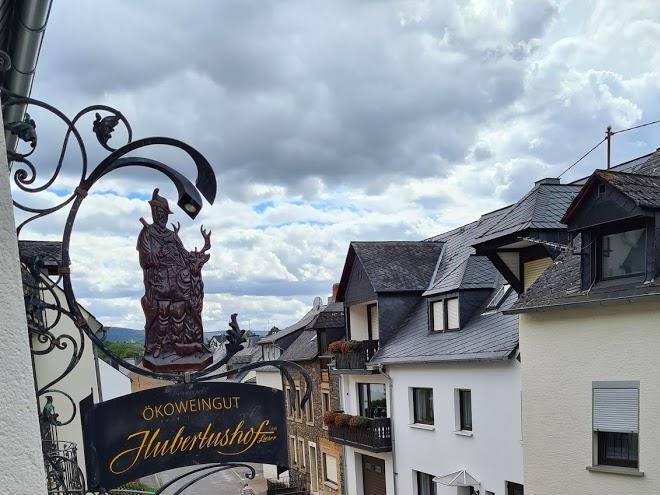 Bioweingut & gastehaus hubertushof