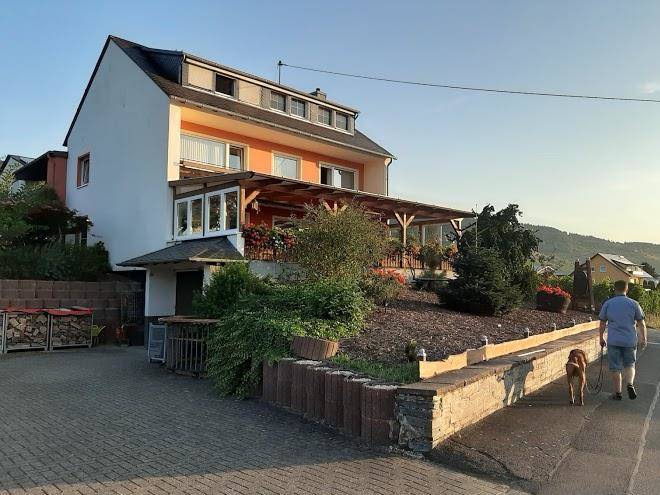 Ferienweingut romer knodt marita und dieter woite