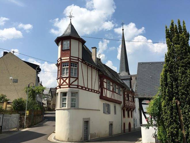 Spitzhaus wolf