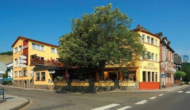 Hotel + weinhaus kreuter