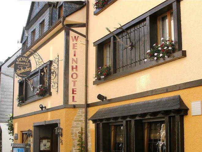Weinhotel hubertus