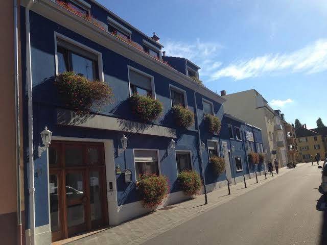 Hotel & restaurant weinstube filling