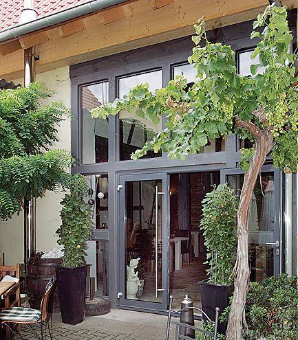Zur hofschanke weinstube und ferienwohnungen