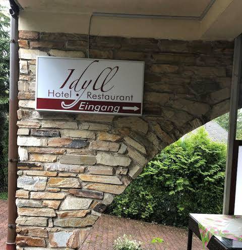 Hotel restaurant idyll