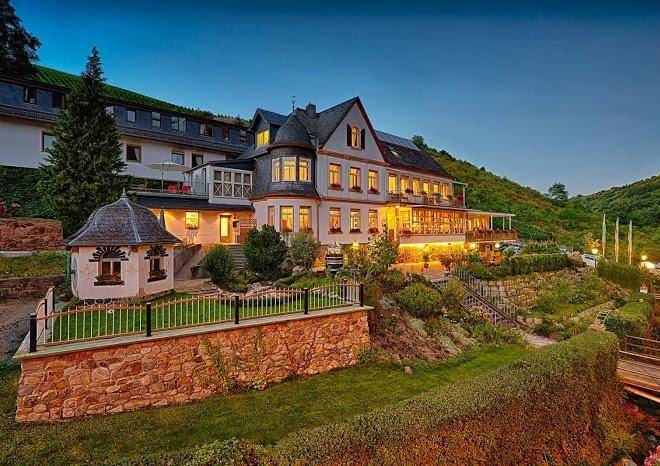 Hotel Weinberg Schloschen Image