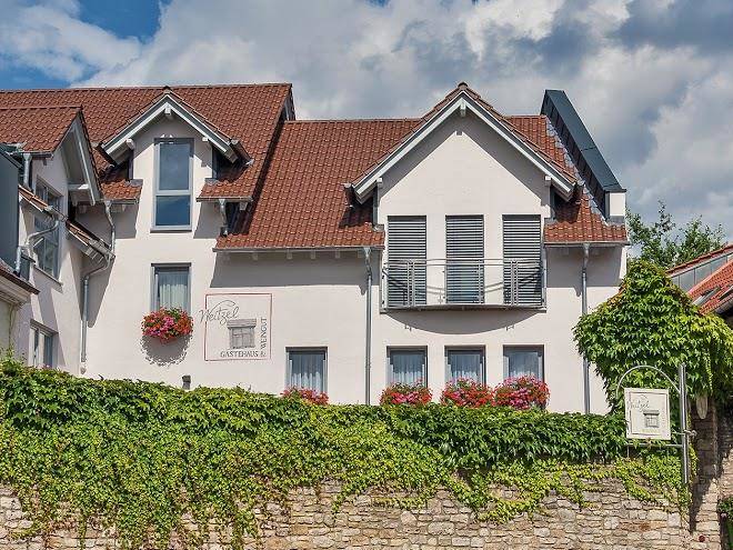 Weingut und gastehaus weitzel