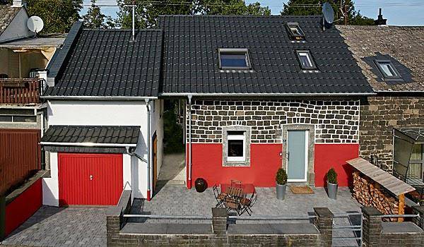 Rotes bienenhaus