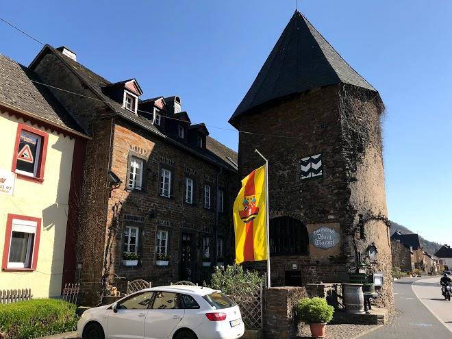 Turmgasthaus burg thurant