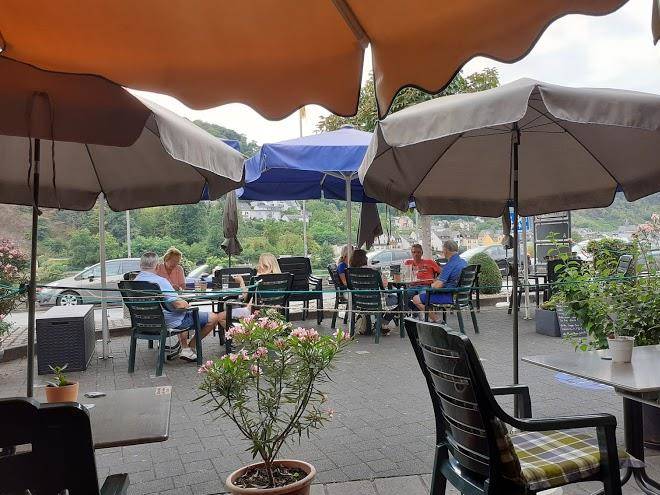 Winzerstube brachtendorf