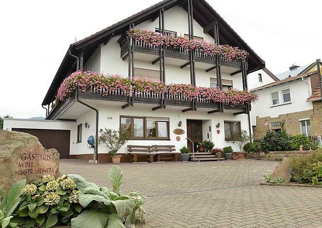 Gastehaus ehmer weinstrasenmitte