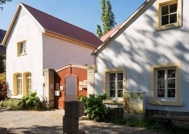 Mandelblutenhof