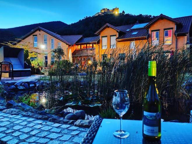 Weinhaus paradies