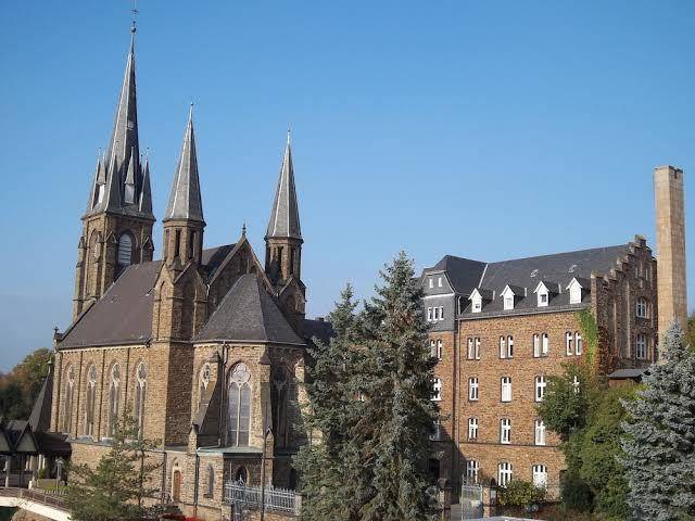Rosa flesch hotel und tagungszentrum