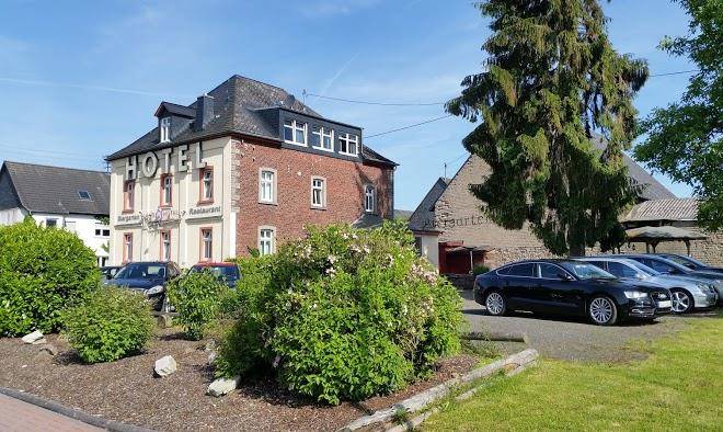 Landhotel Airport Inn Image