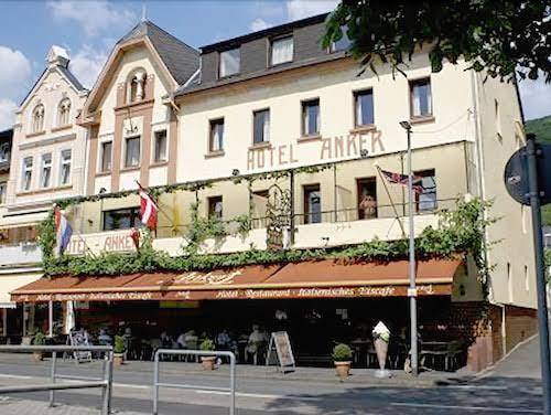 Hotel & restaurant anker